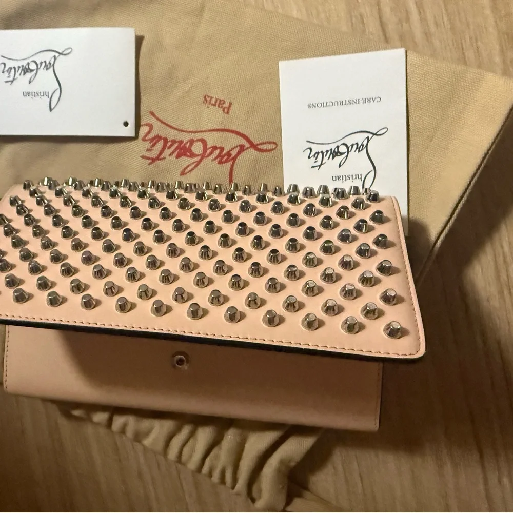 Christian Louboutin Macaron Wallet Calf Spikes Mystic Pink Gold - Picture 8 of 16